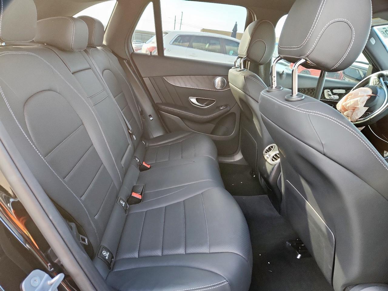 MERCEDES-BENZ GLC-CLASS 300