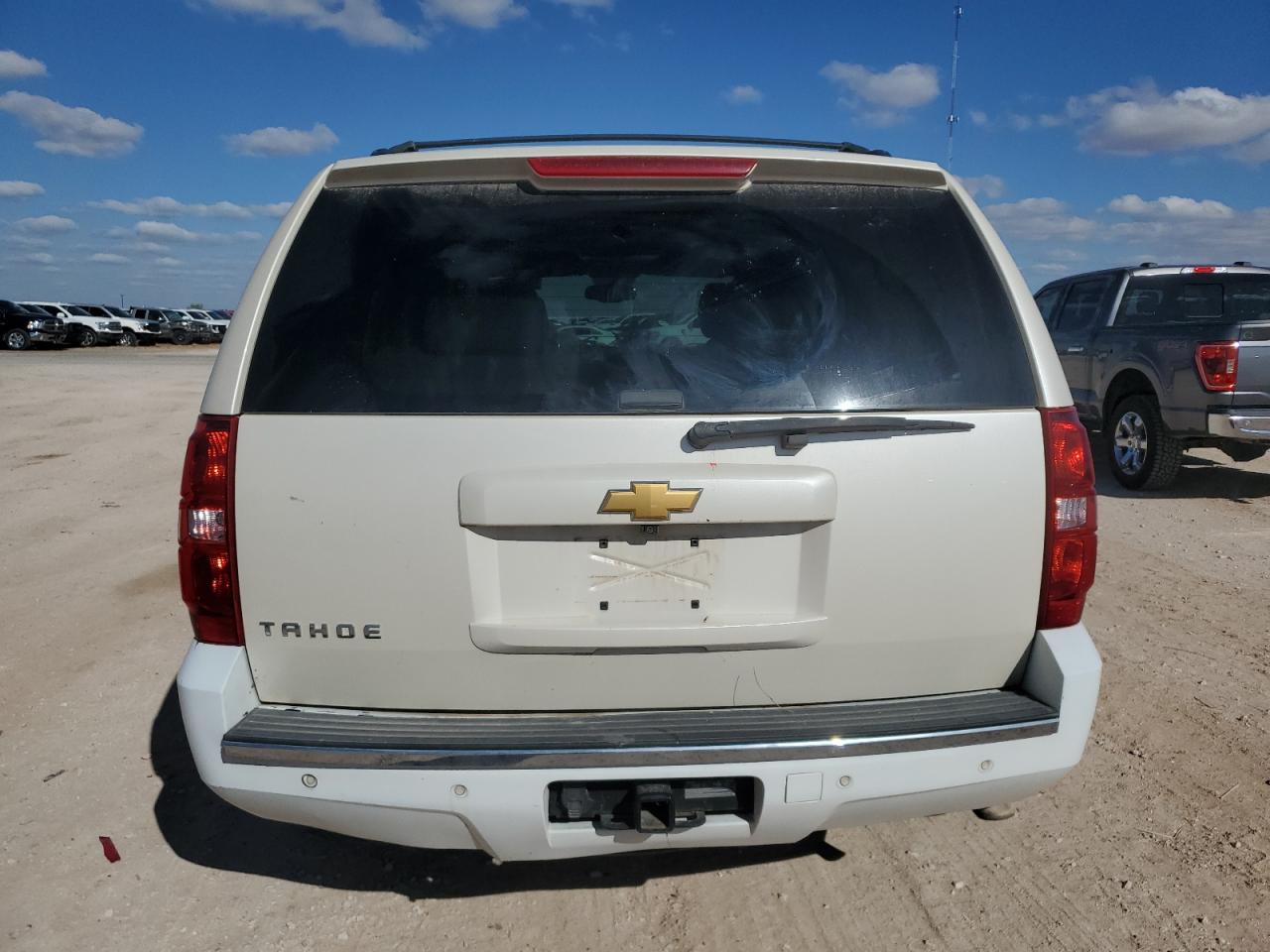 CHEVROLET TAHOE C1500 LTZ