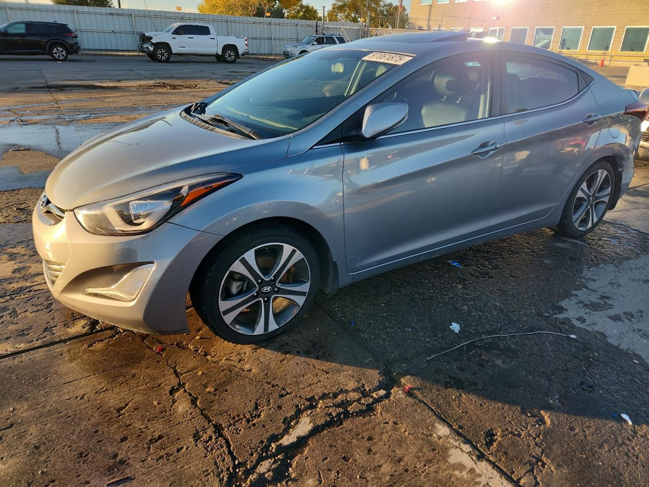 HYUNDAI ELANTRA SE