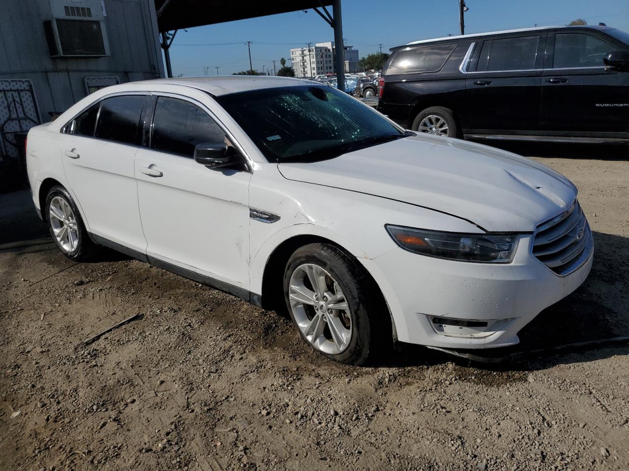 FORD TAURUS SE