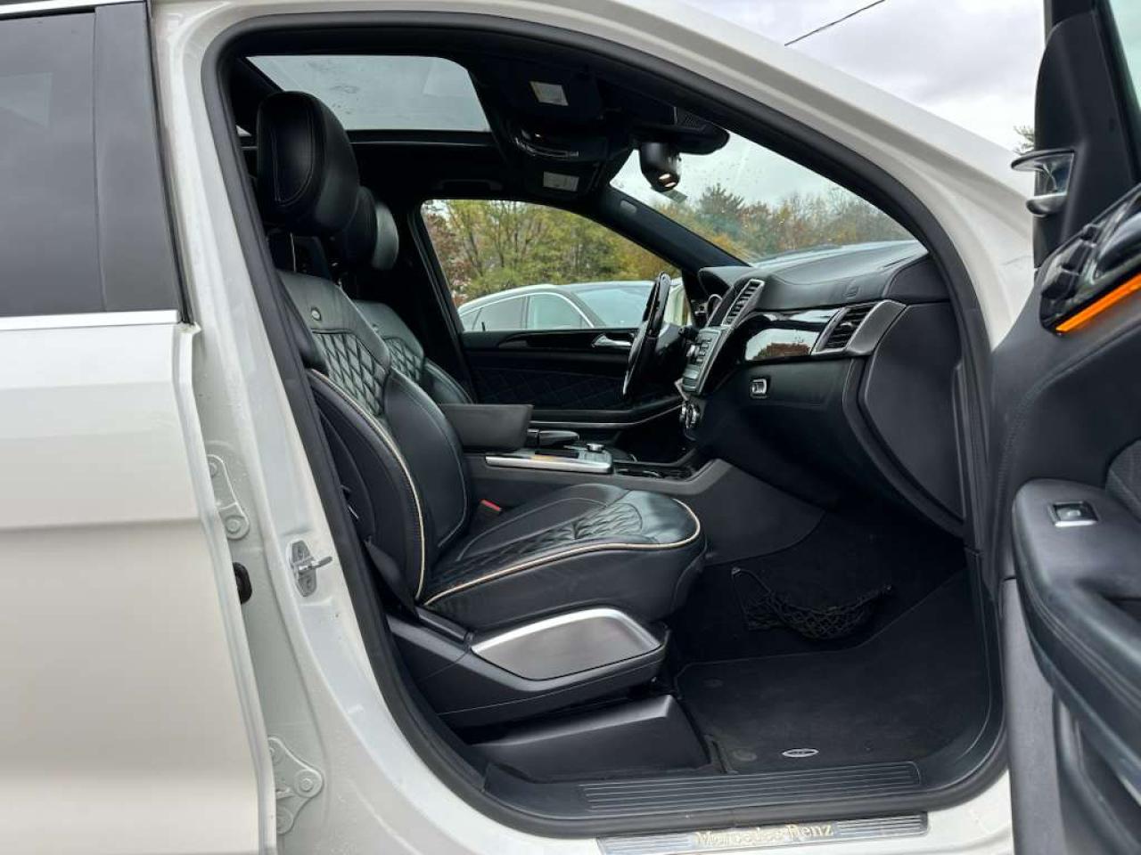 MERCEDES-BENZ GL-CLASS 550 4MATIC