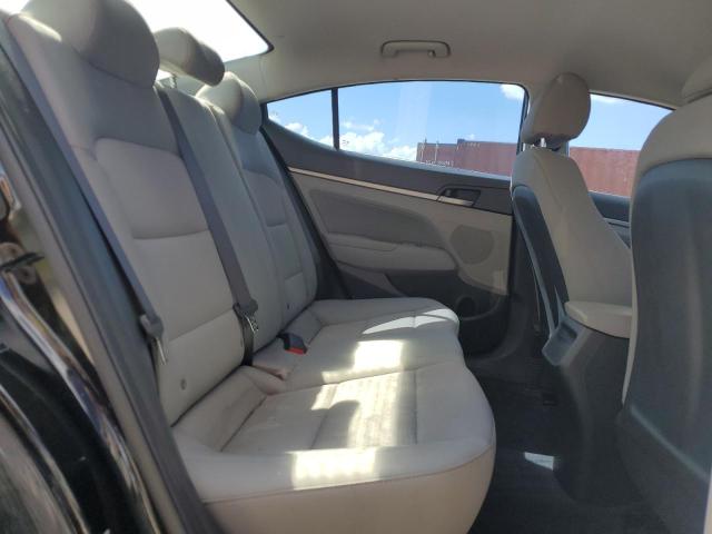 2018 HYUNDAI ELANTRA SE 5NPD84LF5JH275823