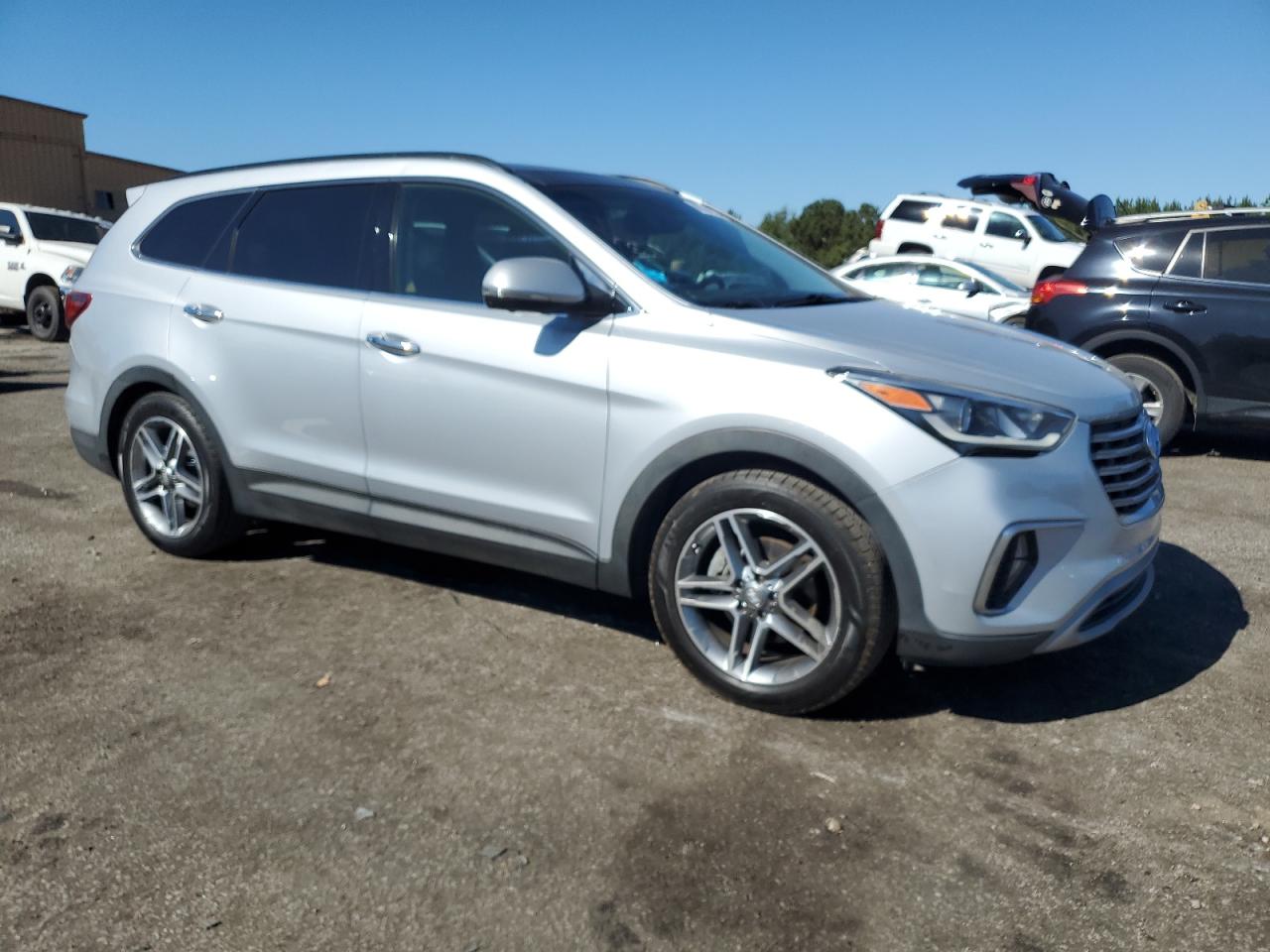 HYUNDAI SANTA FE SE ULTIMATE