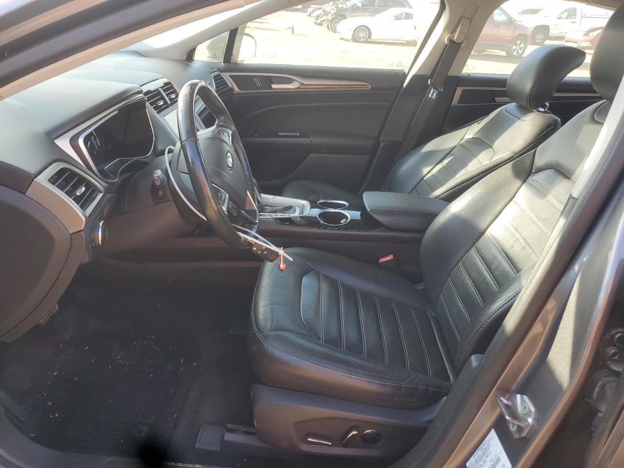 FORD FUSION SE HYBRID