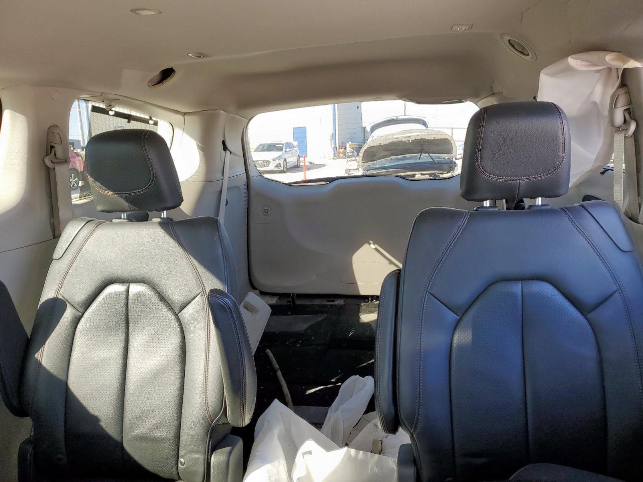 CHRYSLER PACIFICA TOURING L