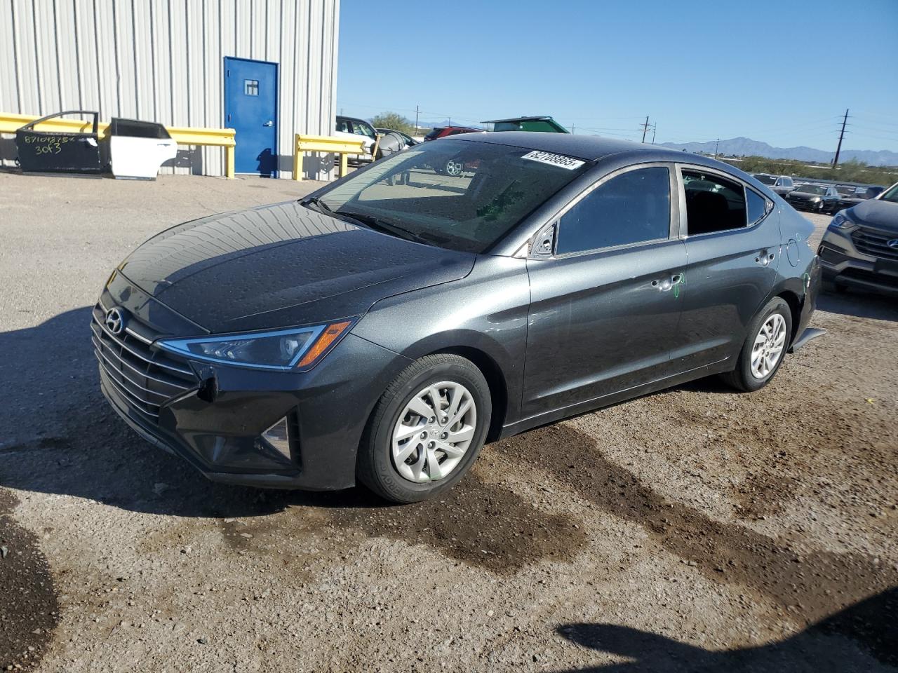 HYUNDAI ELANTRA SE