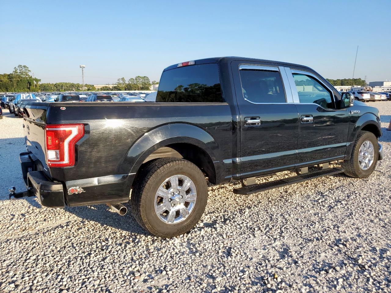 FORD F-150 SUPERCREW