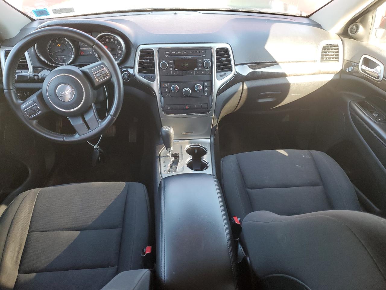 JEEP GRAND CHEROKEE LAREDO