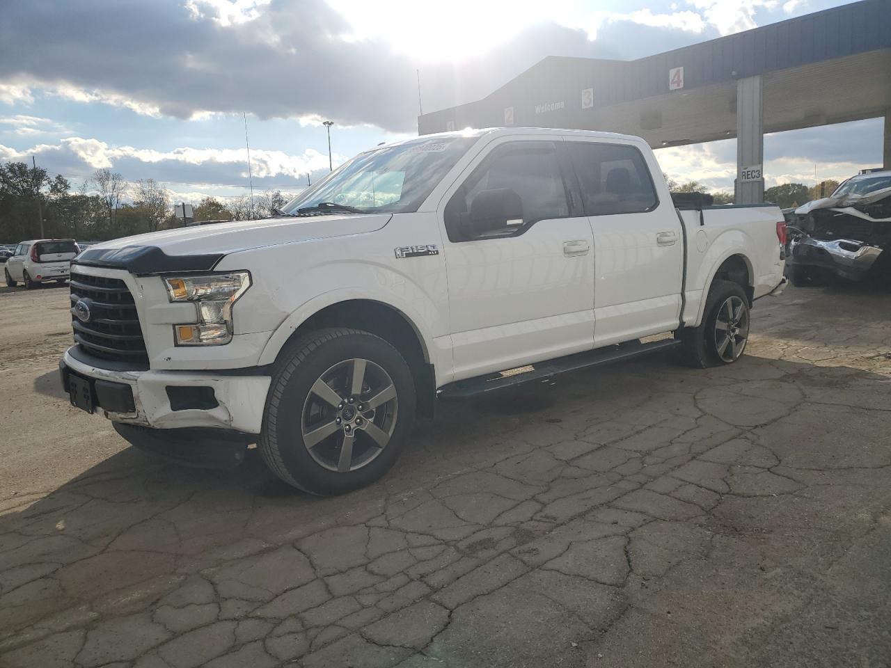 FORD F-150 SUPERCREW