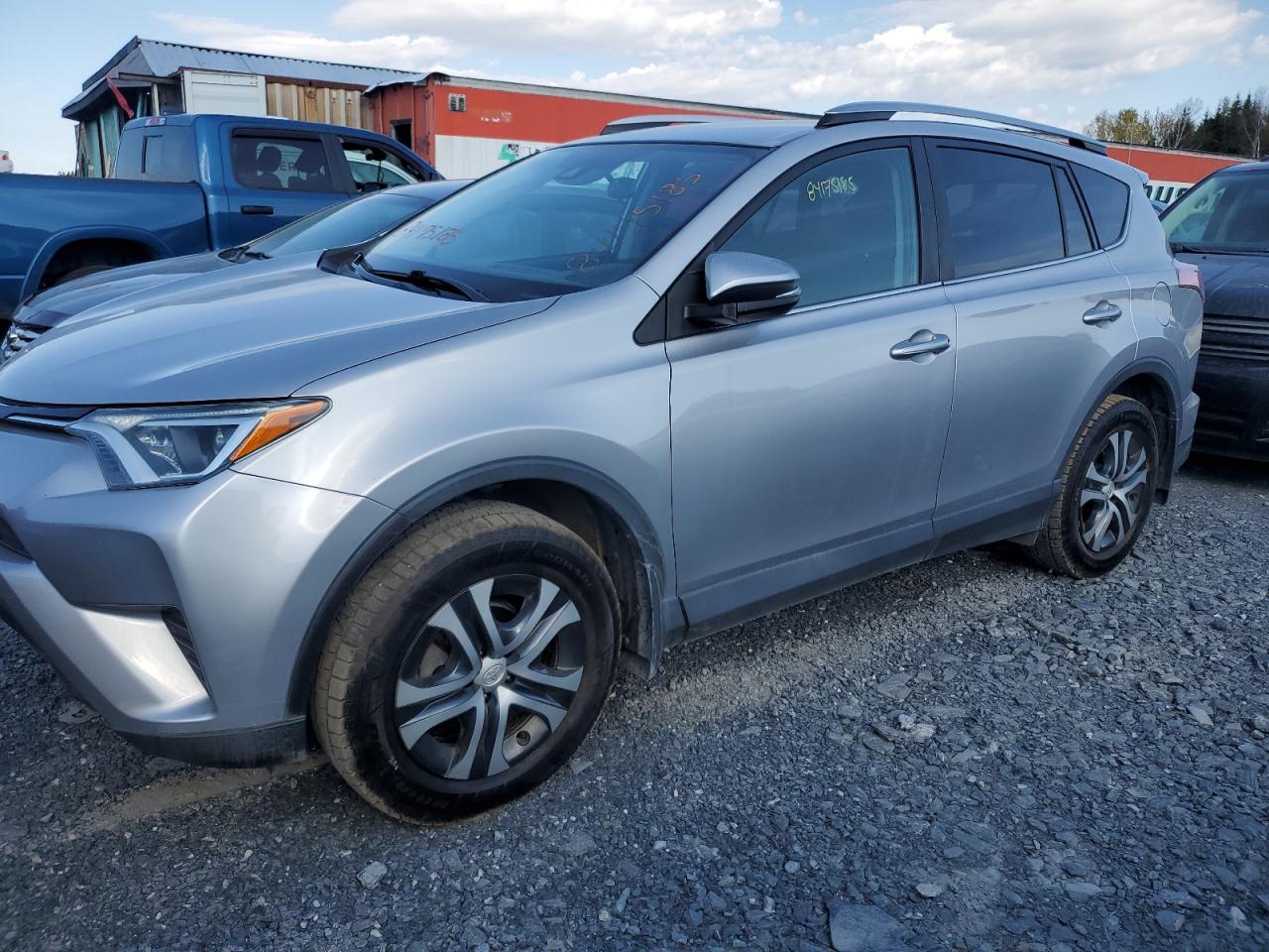 TOYOTA RAV4 LE