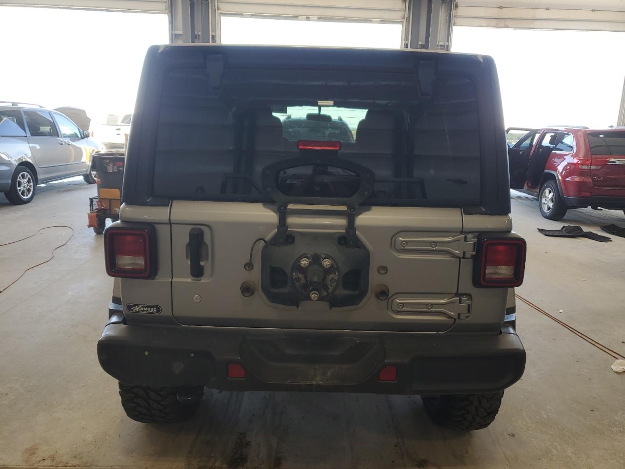 JEEP WRANGLER SAHARA