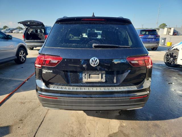 2019 VOLKSWAGEN TIGUAN SE 3VV3B7AX4KM137018