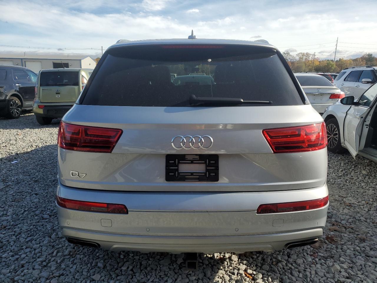 AUDI Q7 PREMIUM PLUS