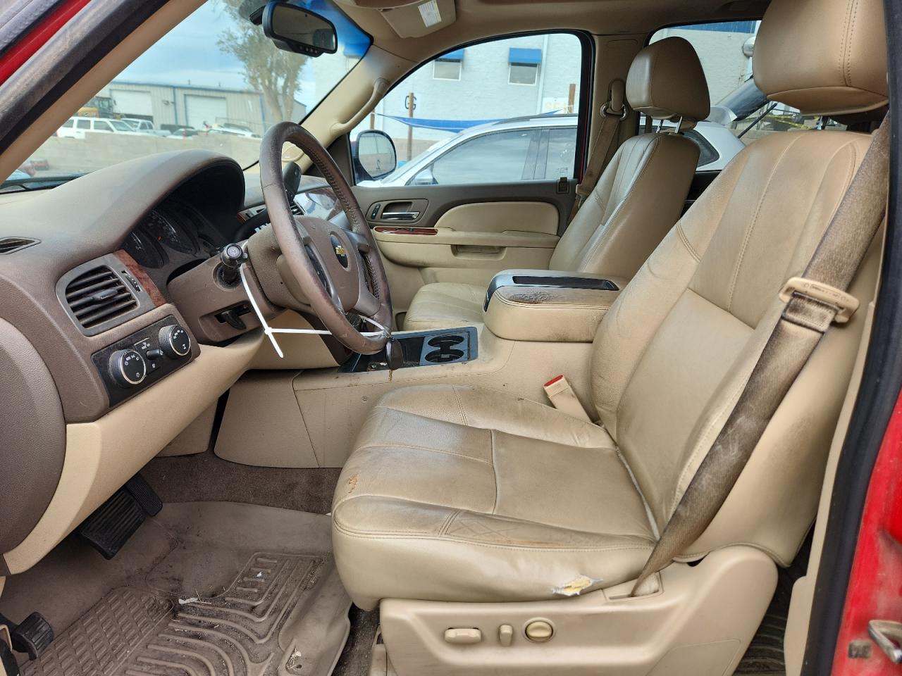 CHEVROLET SUBURBAN K1500 LT