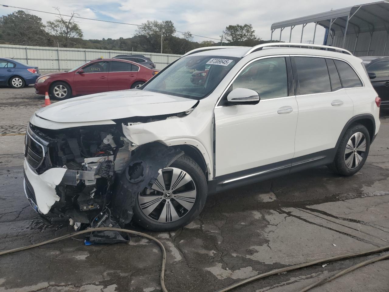 MERCEDES-BENZ EQB 300 4MATIC