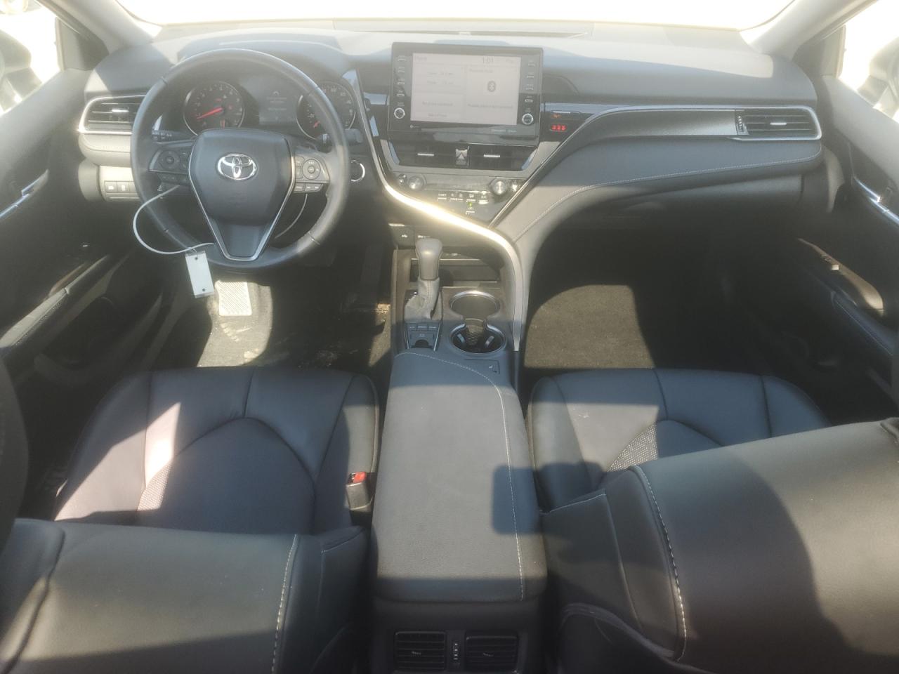 TOYOTA CAMRY XSE