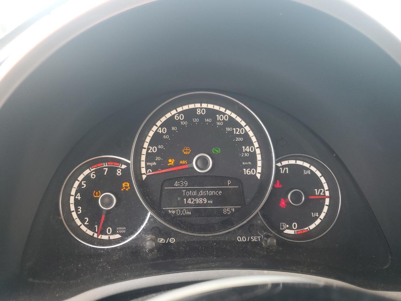 VOLKSWAGEN BEETLE S/SE