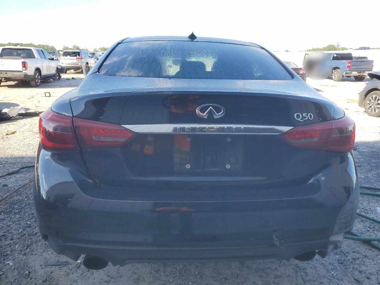 INFINITI Q50 LUXE