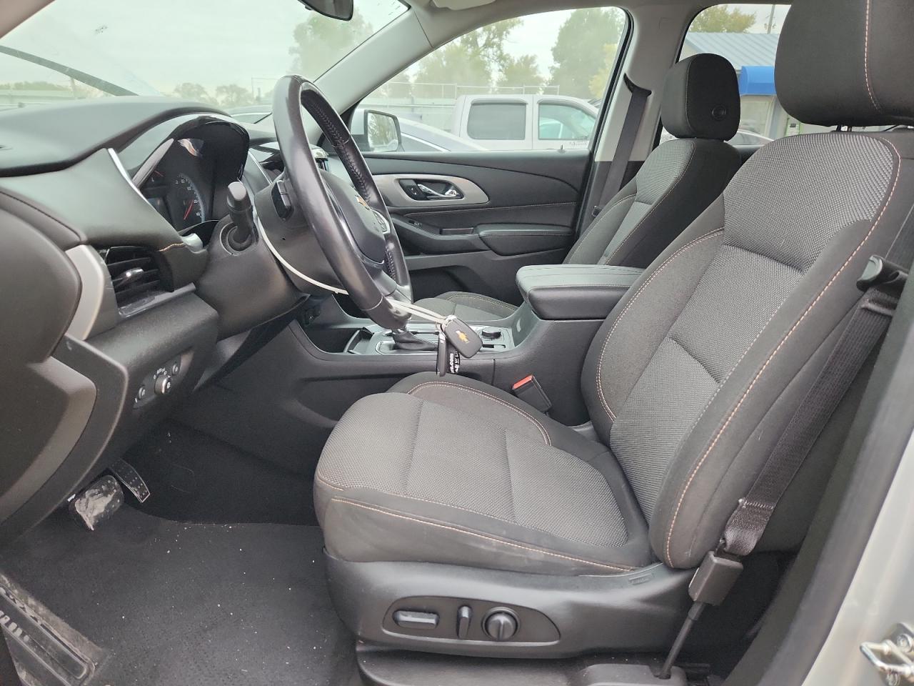 CHEVROLET TRAVERSE LT