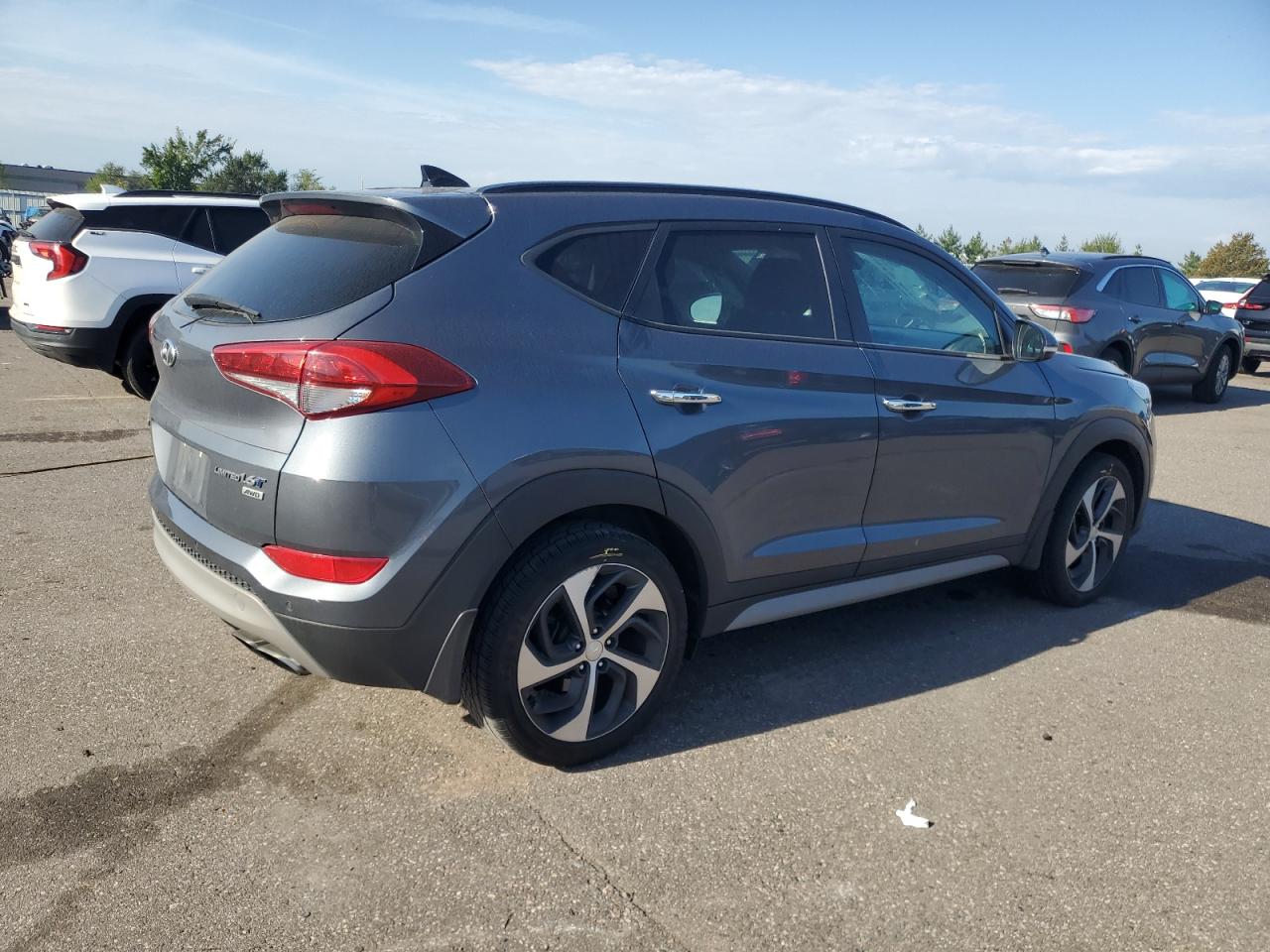 HYUNDAI TUCSON VALUE