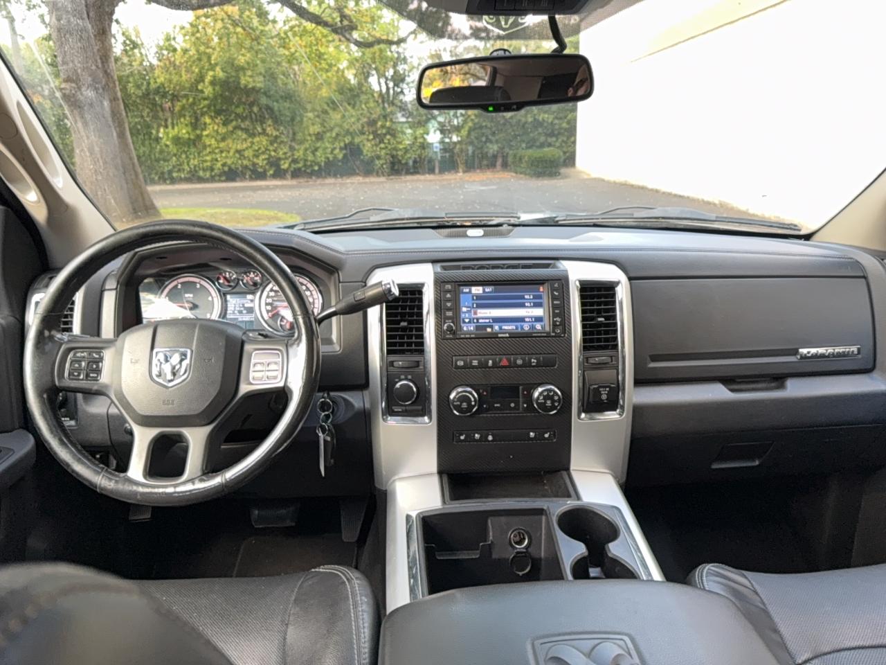 DODGE RAM 3500 LARAMIE