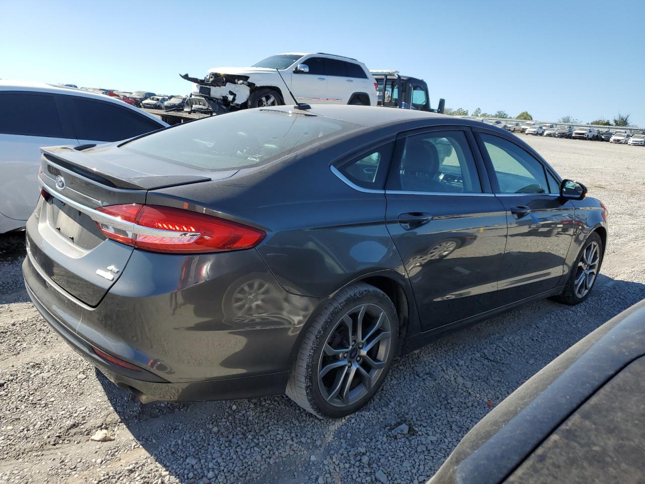 FORD FUSION SE