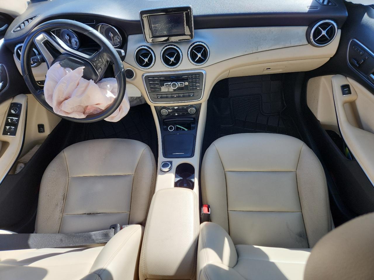 MERCEDES-BENZ GLA-CLASS 250