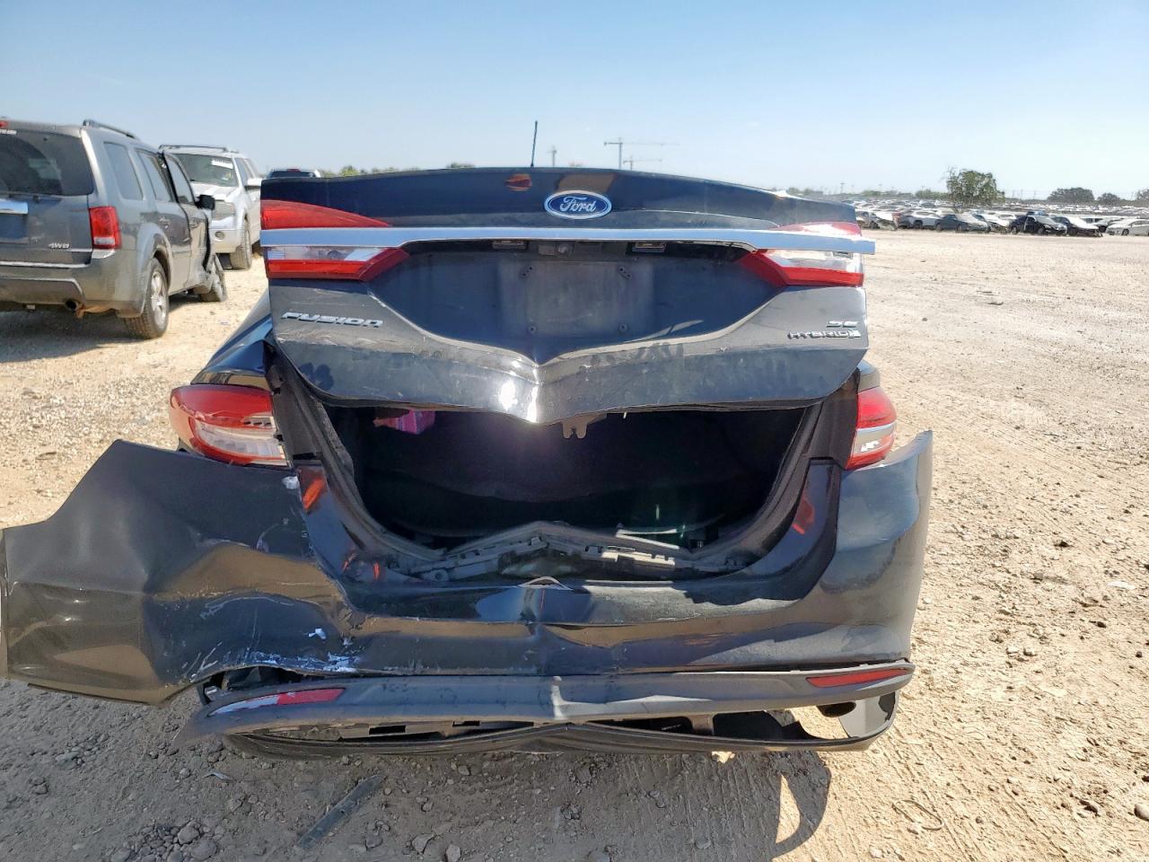 FORD FUSION SE HYBRID