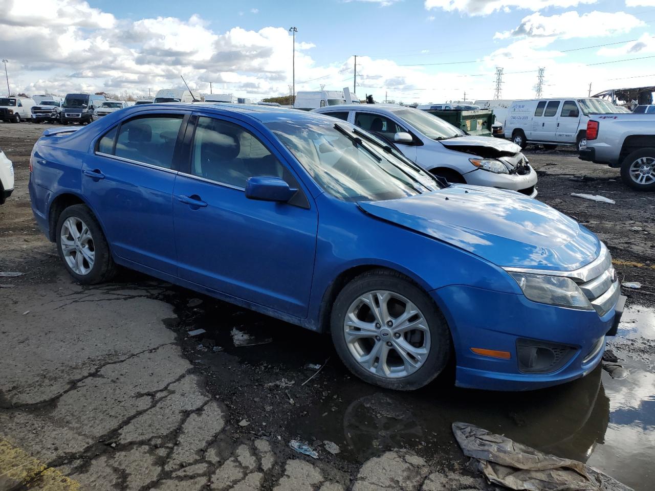 FORD FUSION SE