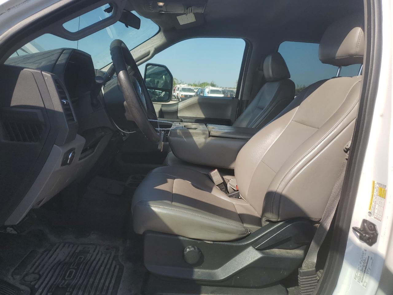 FORD F-350 SUPER DUTY