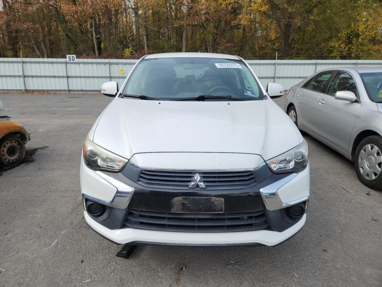 MITSUBISHI OUTLANDER ES
