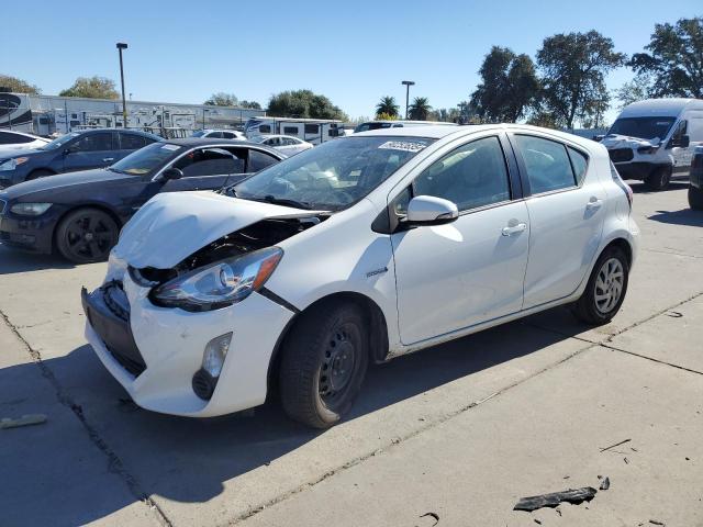 Global Auto Auctions: 2015 TOYOTA PRIUS C