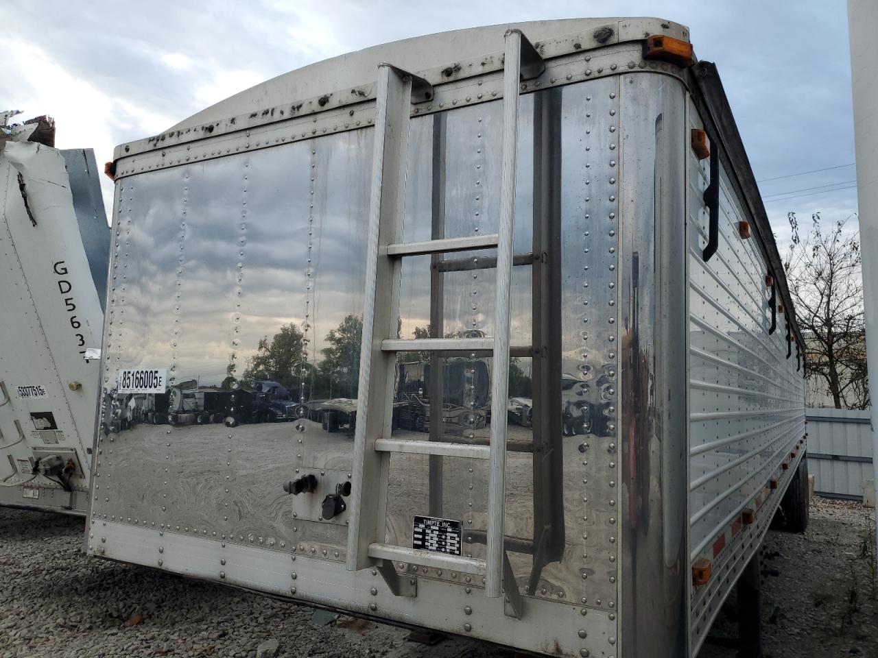 Lot #3287686012 2011 TIMP 4022