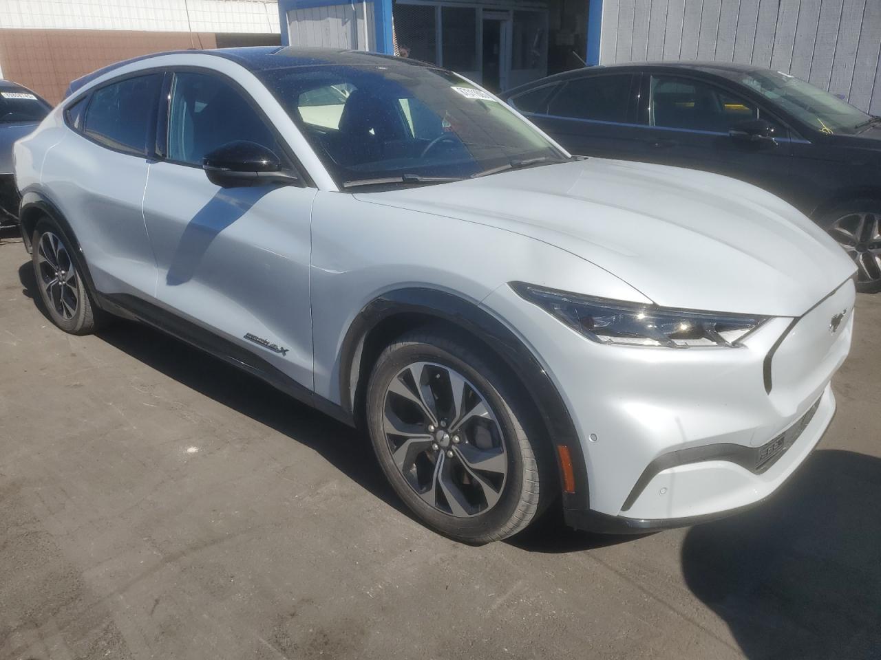 FORD MUSTANG PREMIUM