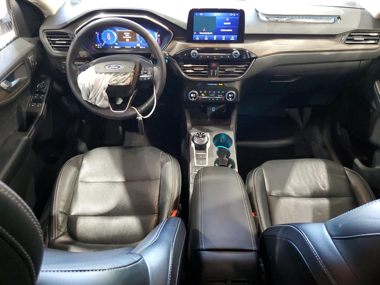 FORD ESCAPE TITANIUM