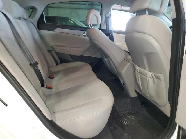 2016 HYUNDAI SONATA SE 5NPE24AF8GH392331