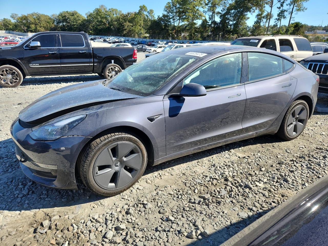 TESLA MODEL 3