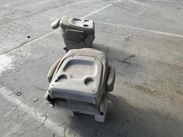 2002 CHRYSLER TOWN AND C #3311444366