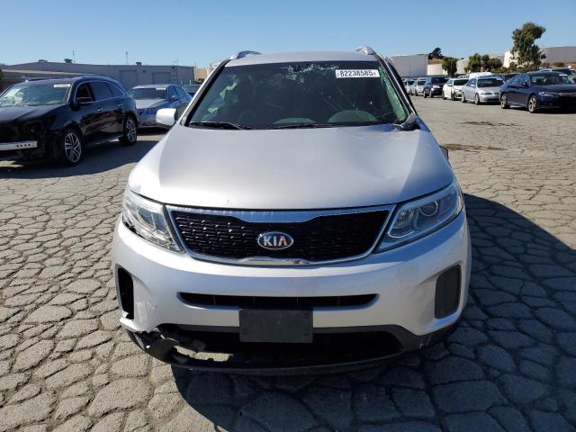 2015 KIA SORENTO LX 5XYKTDA78FG600237