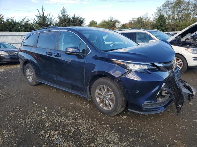 2022 TOYOTA SIENNA LE 5TDKSKFC5NS060117