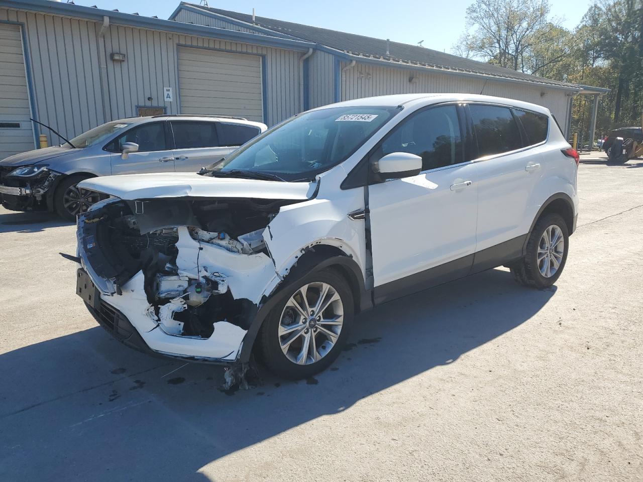 FORD ESCAPE SE