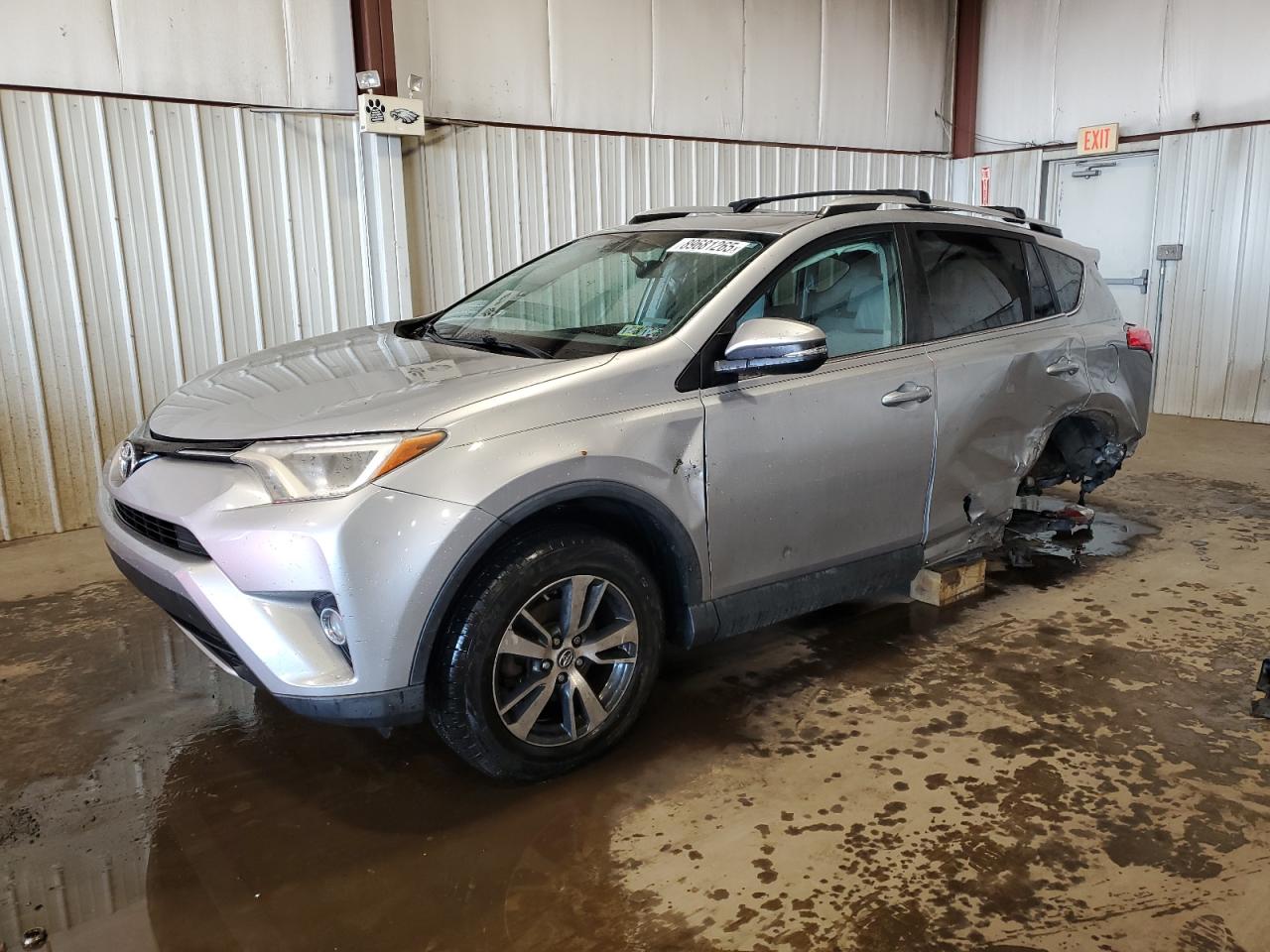 TOYOTA RAV4 XLE