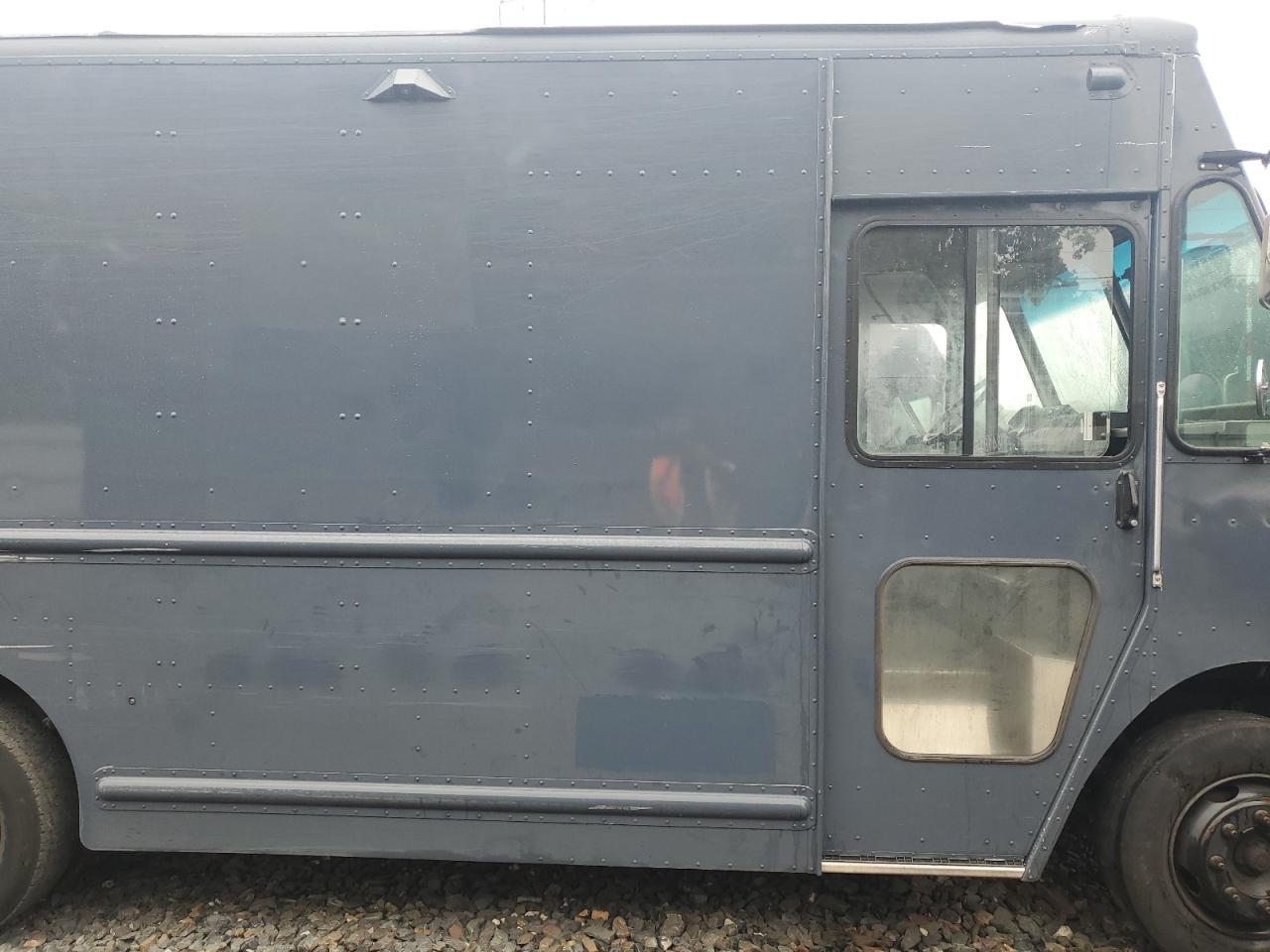 Lot #3302683002 2020 FREIGHTLINER CHASSIS M