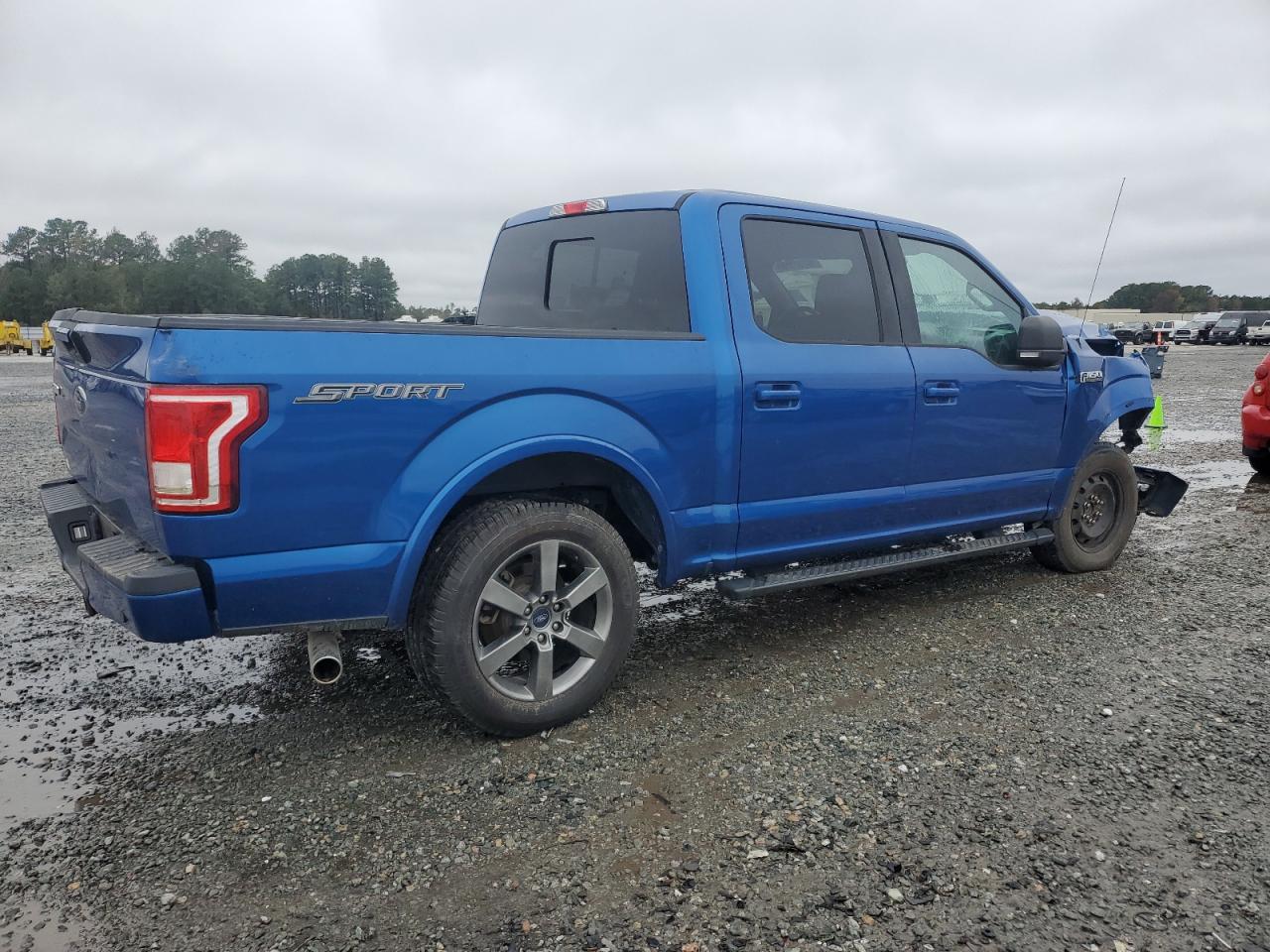 FORD F-150 SUPERCREW