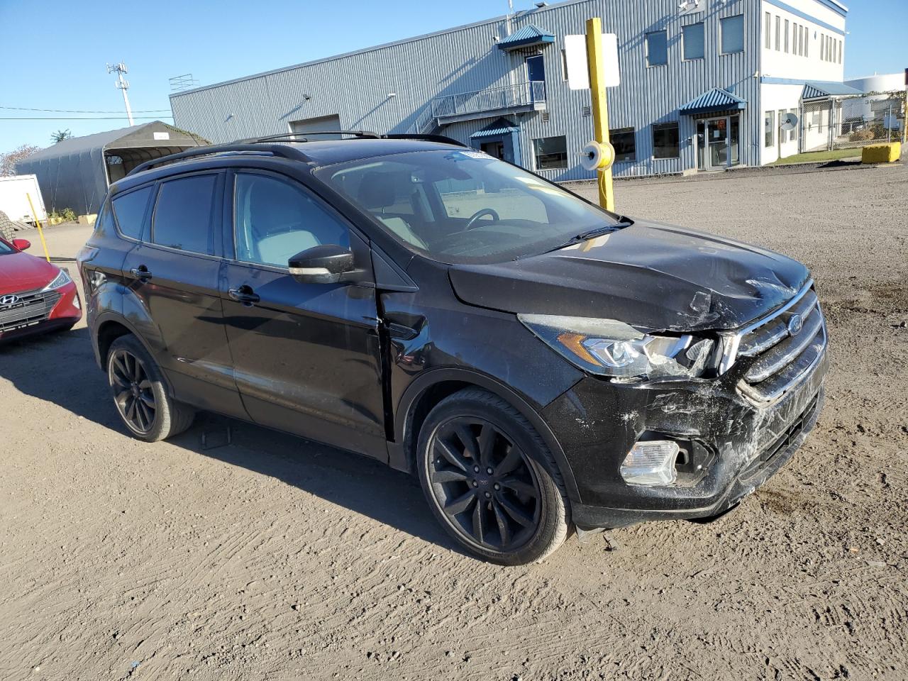 FORD ESCAPE TITANIUM