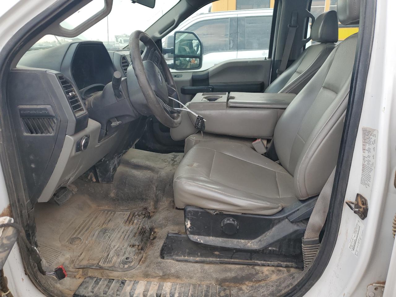 FORD F-350 SUPER DUTY