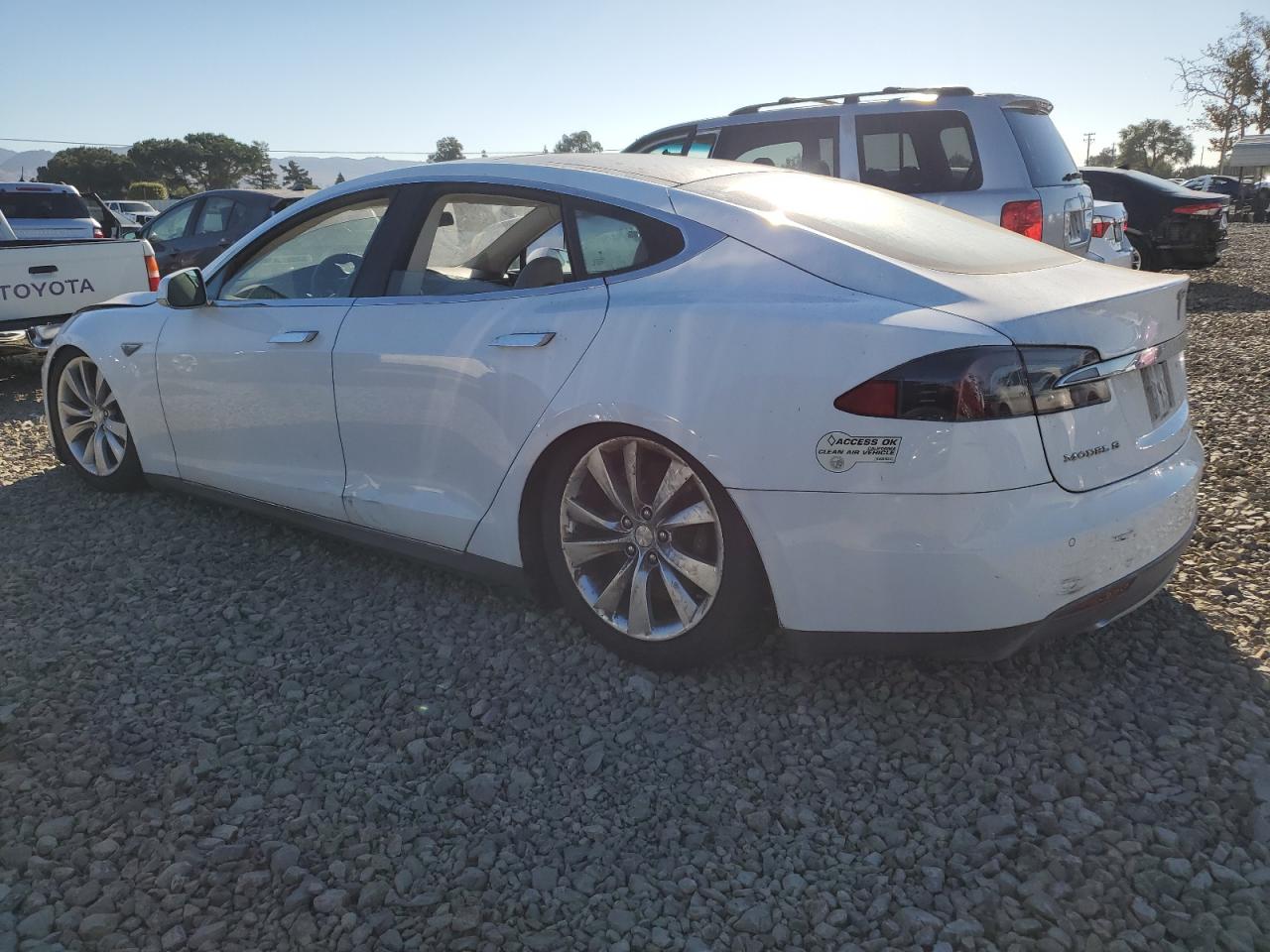 TESLA MODEL S