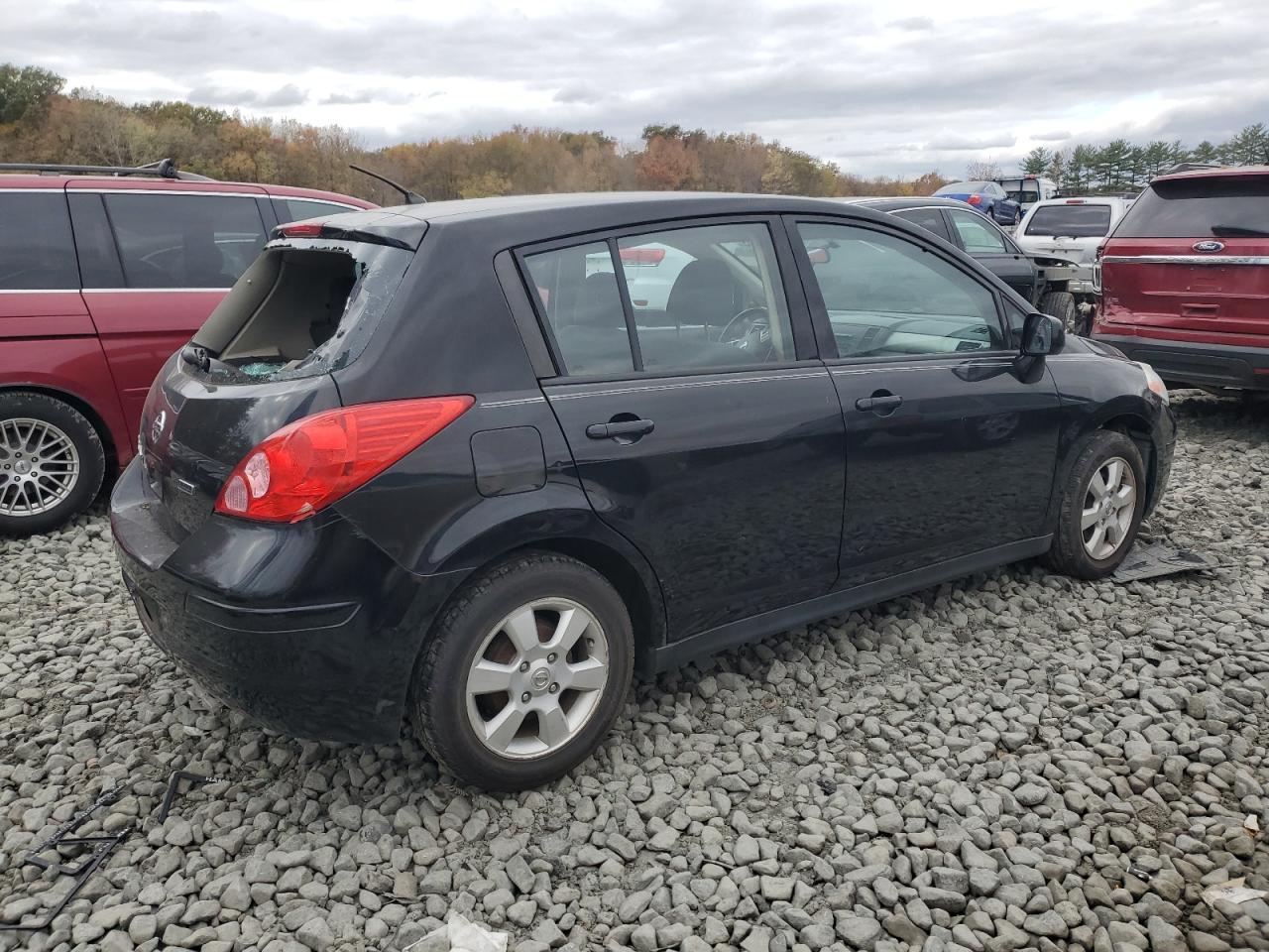 NISSAN VERSA S