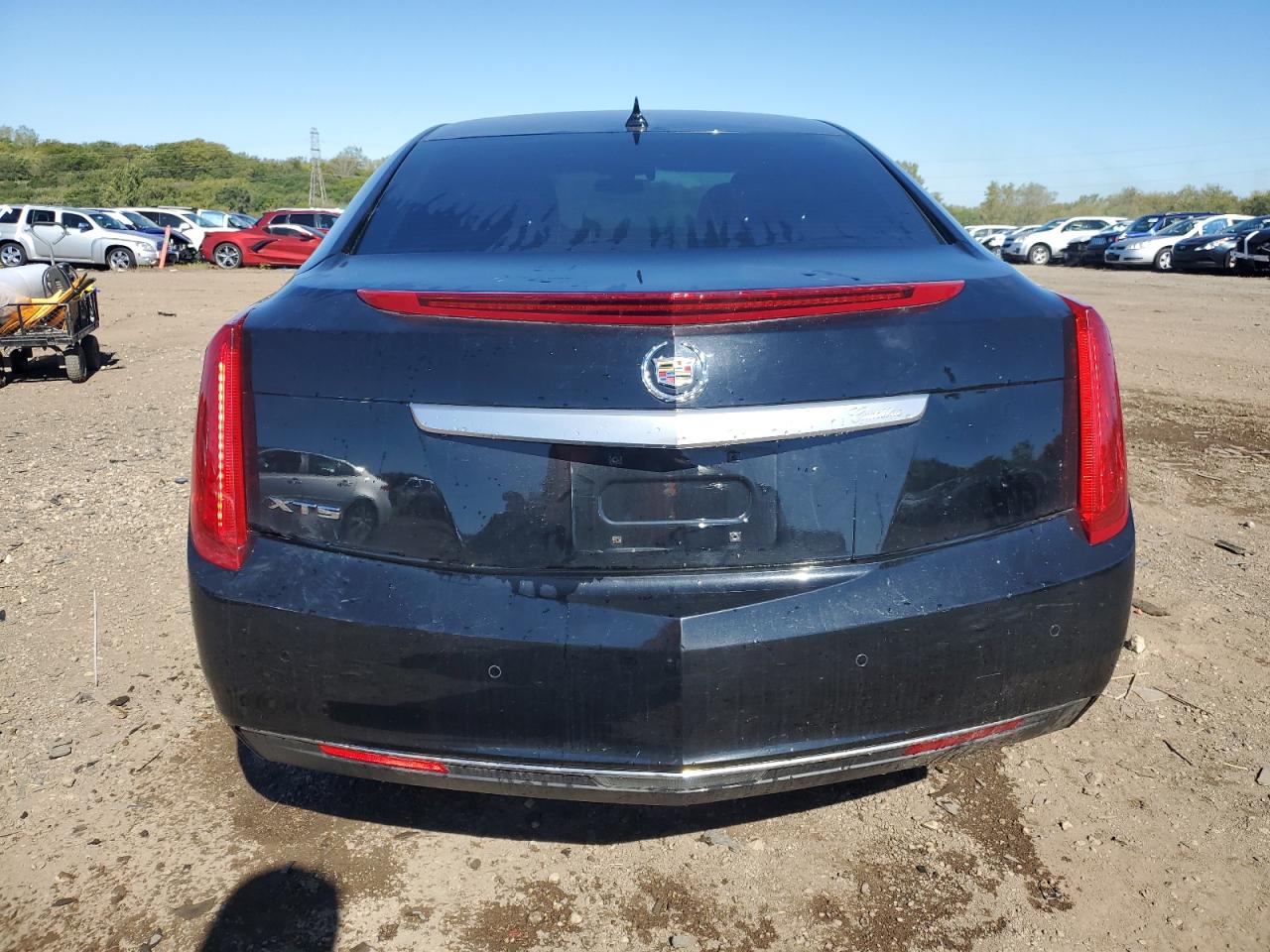 CADILLAC XTS