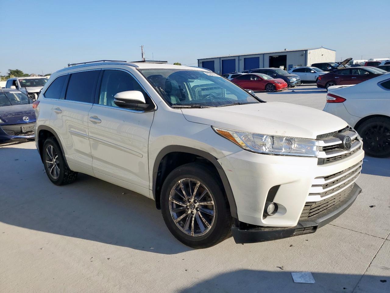 TOYOTA HIGHLANDER SE